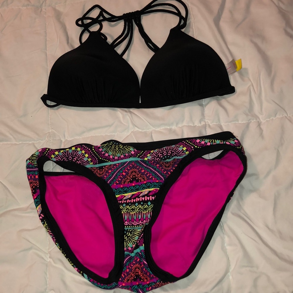 Bathing suit soo and bottom